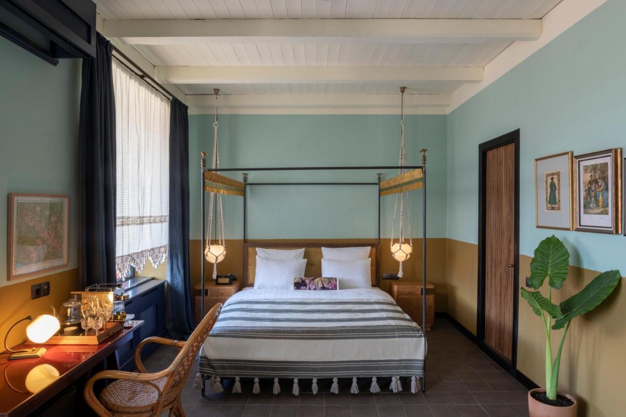 Communal Hotel Телави Экстерьер фото