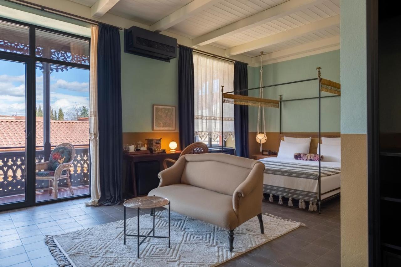 Communal Hotel Телави Экстерьер фото